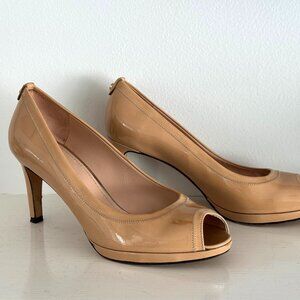 Stuart Weitzman Nude Peep Toe Patent Leather Pumps | 9.5 M